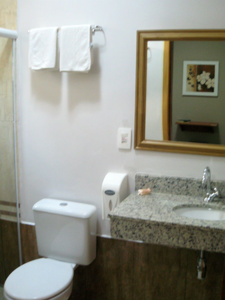 Quarto para Casal Avenida Hotel e Restaurante ~ Quarto Casal Hotel Quarto para Casal Avenida Hotel e Restaurante ~ Quarto Casal Hotel